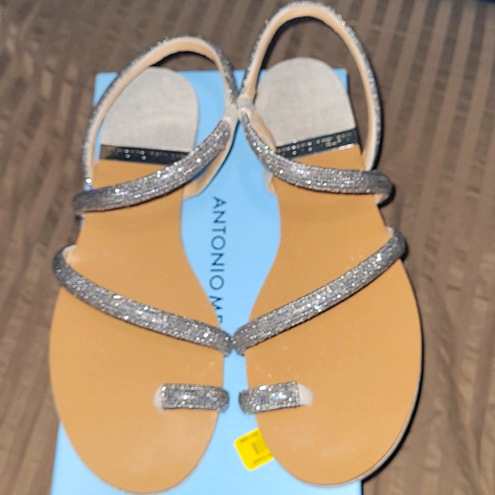 Antonio Melani silver 7med sandle